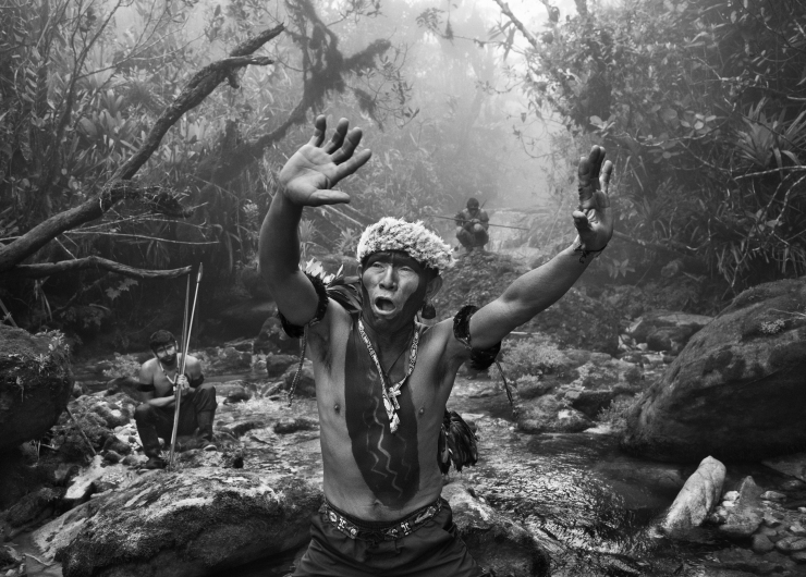 indígena del amazonas, foto en blanco y negro